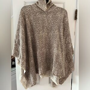 J. McLaughlin Cashmere Animal Print Poncho in Gray and Cream